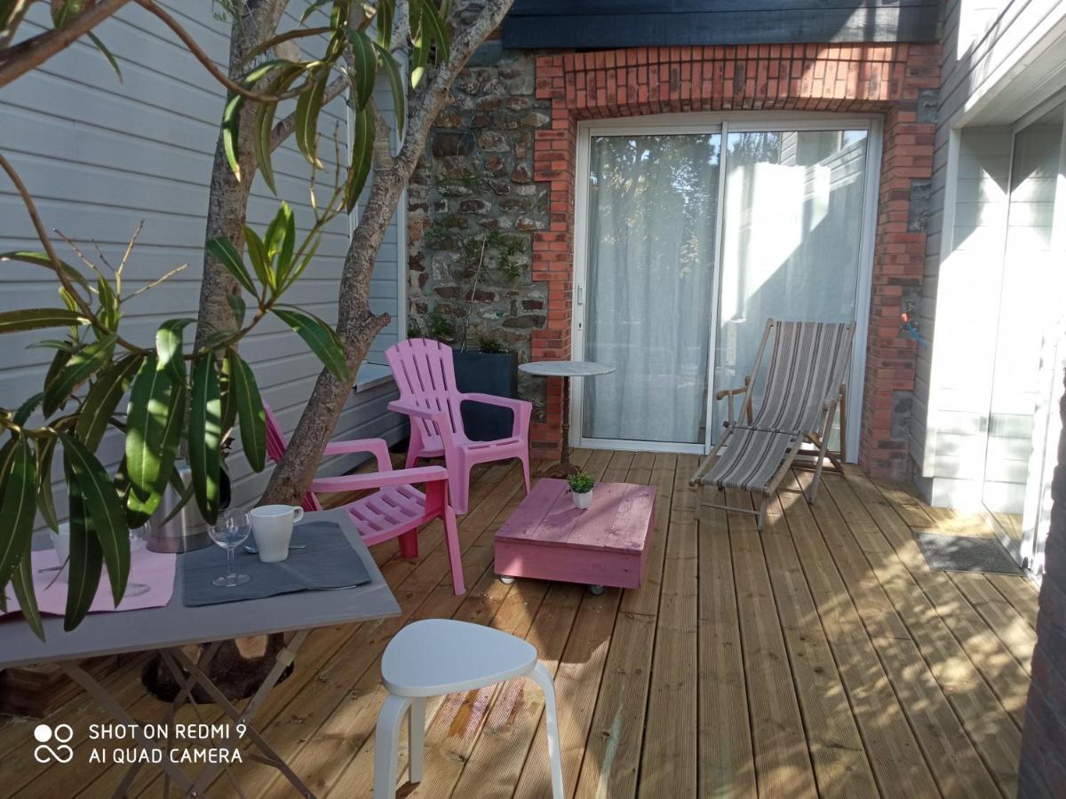 גראנוויל Charmant Logement T2 A 2 Pas De La Mer מראה חיצוני תמונה